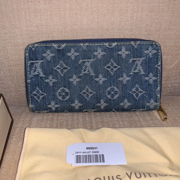 Louis Vuitton Handbags - Louis Vuitton Denim Zippy Wallet